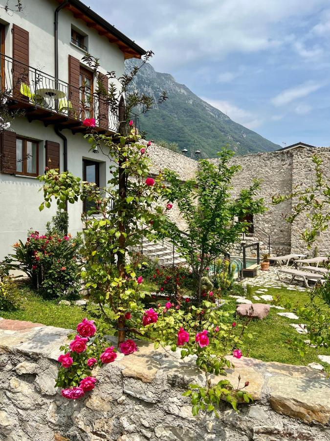 Villa Del Lis Гарняно Екстериор снимка